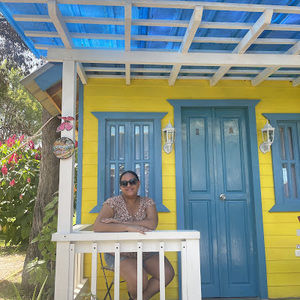 Meet your Posher, Anabel